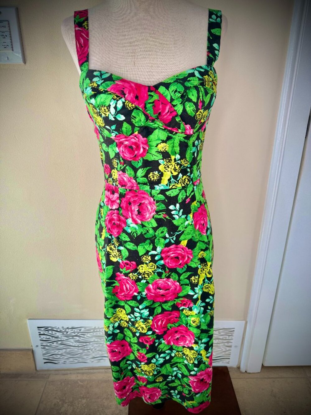 Deadly Dames by Micheline Pitt Pinup Wiggle Midi Floral Dress, Adj Straps, Sz S